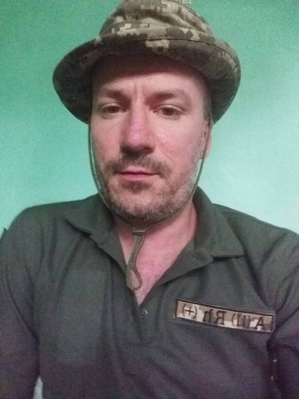 ЛУКАЧЕК Роберт Іванович